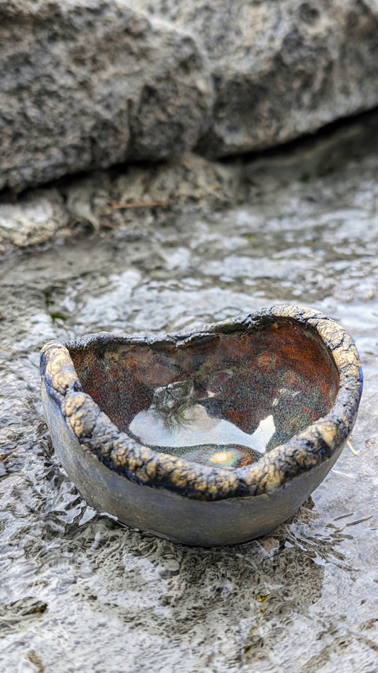 Treasure Bowl Textured Rim